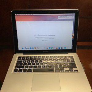 Macbook Pro 13" 2.4 core (Dent Screen/Hinge)